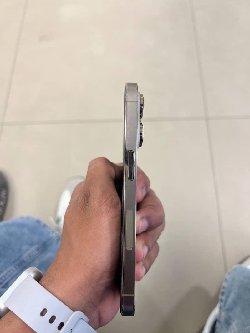 Apple iPhone 14 Pro 3