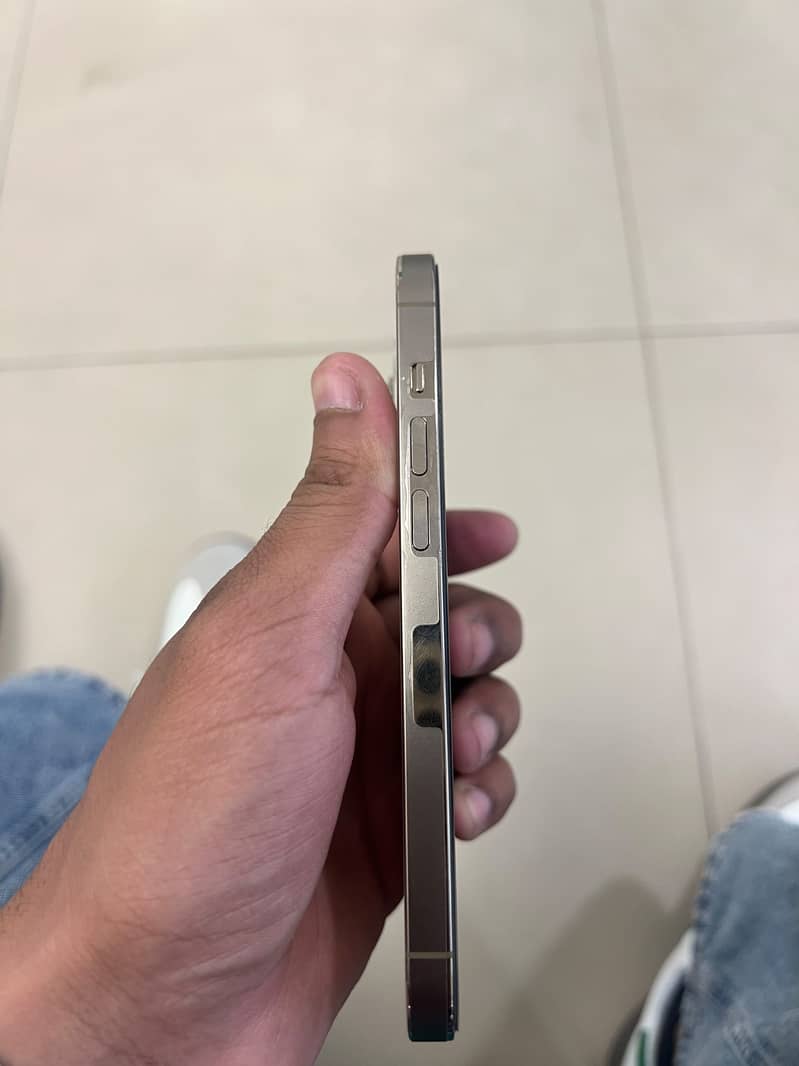 Apple iPhone 14 Pro 7