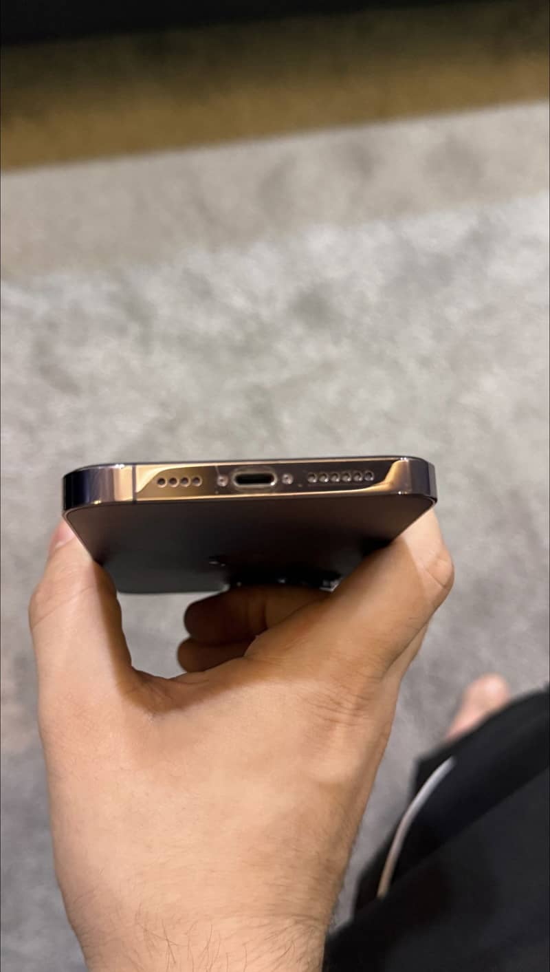 Apple iPhone 14 Pro Max 5