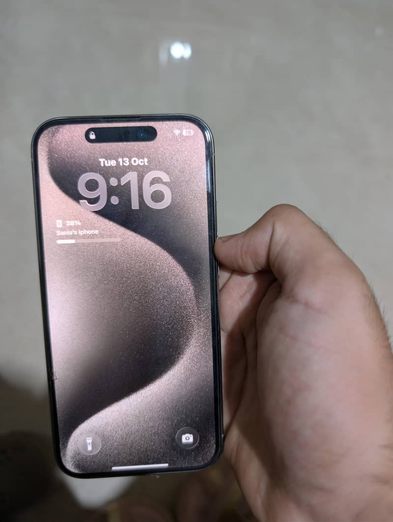 Apple iPhone 15 Pro 4