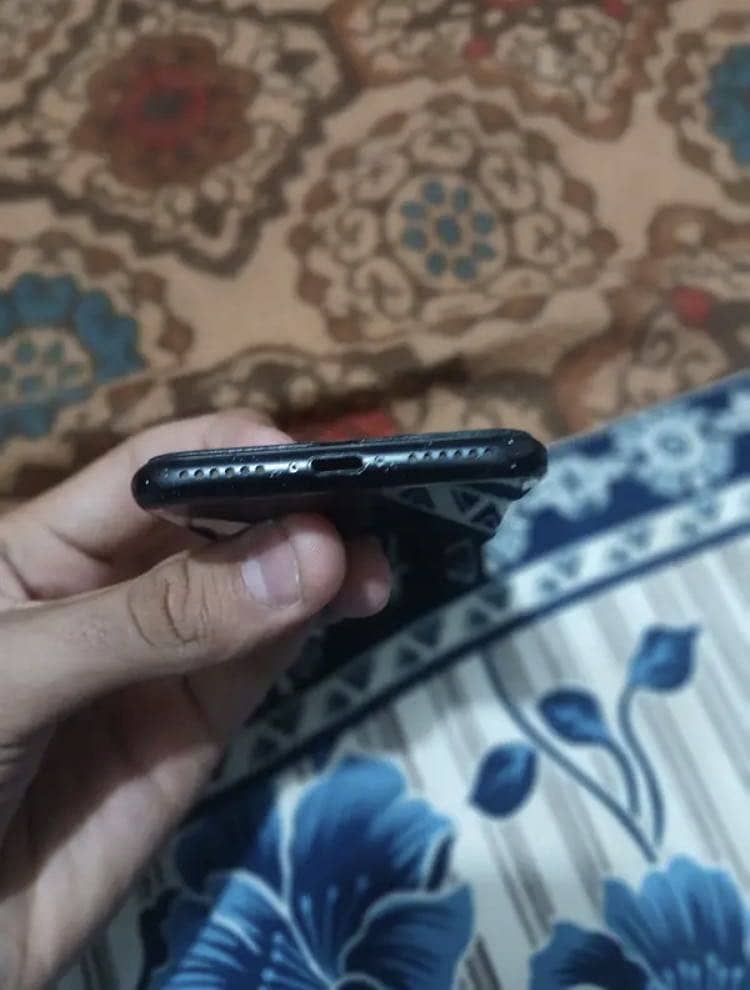 Apple iPhone SE 2