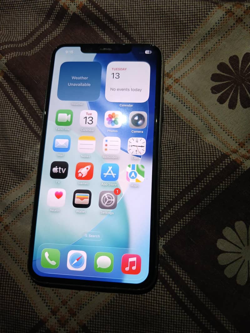 Apple iPhone 11 Pro Max 2