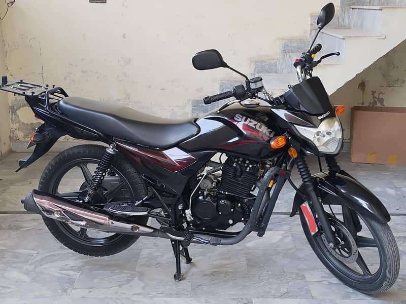 Suzuki GR 150 2
