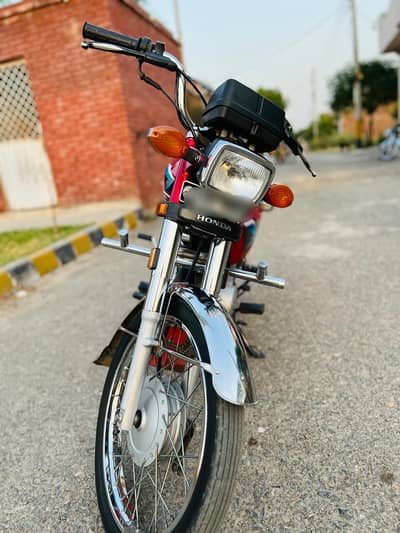 Honda 125cc Condition 9.5/10--0324-7284849