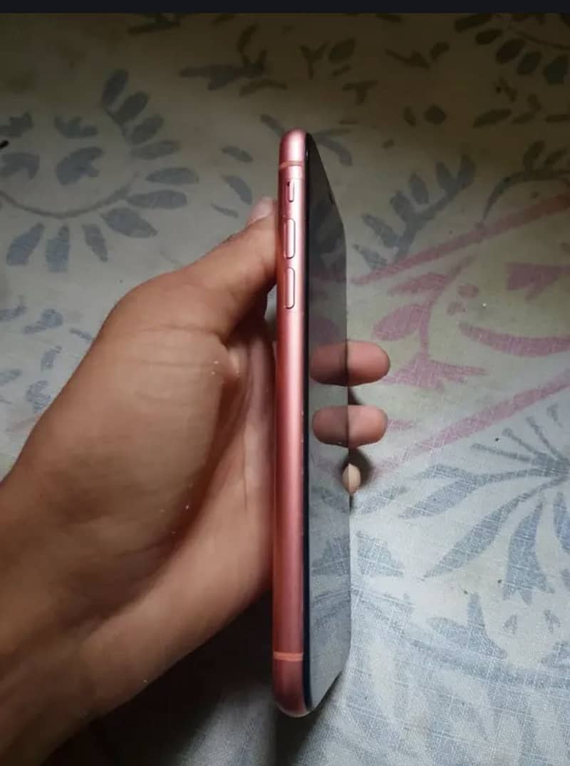 Apple iPhone XR 3