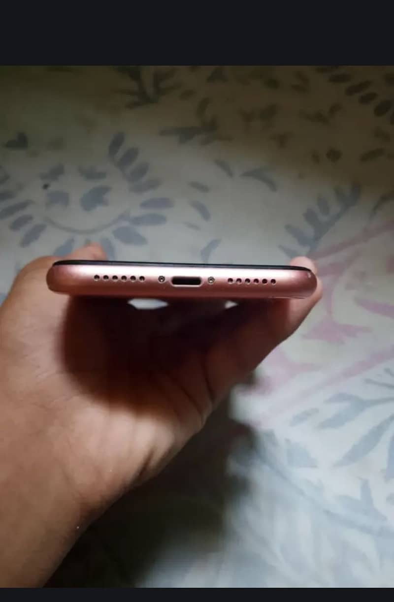 Apple iPhone XR 4