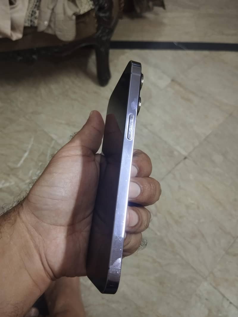 Apple iPhone 14 Pro Max 7