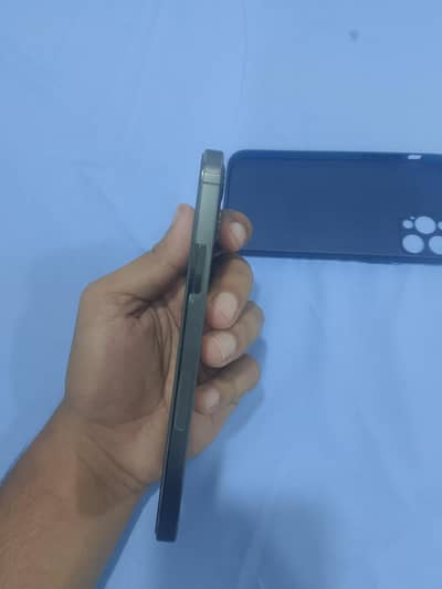 Apple iPhone 12 Pro