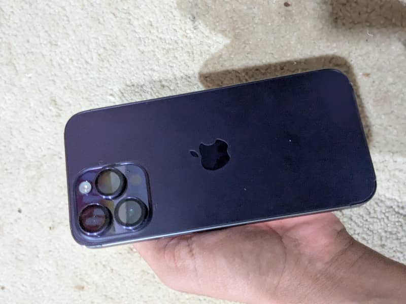 Apple iPhone 14 Pro Max 6