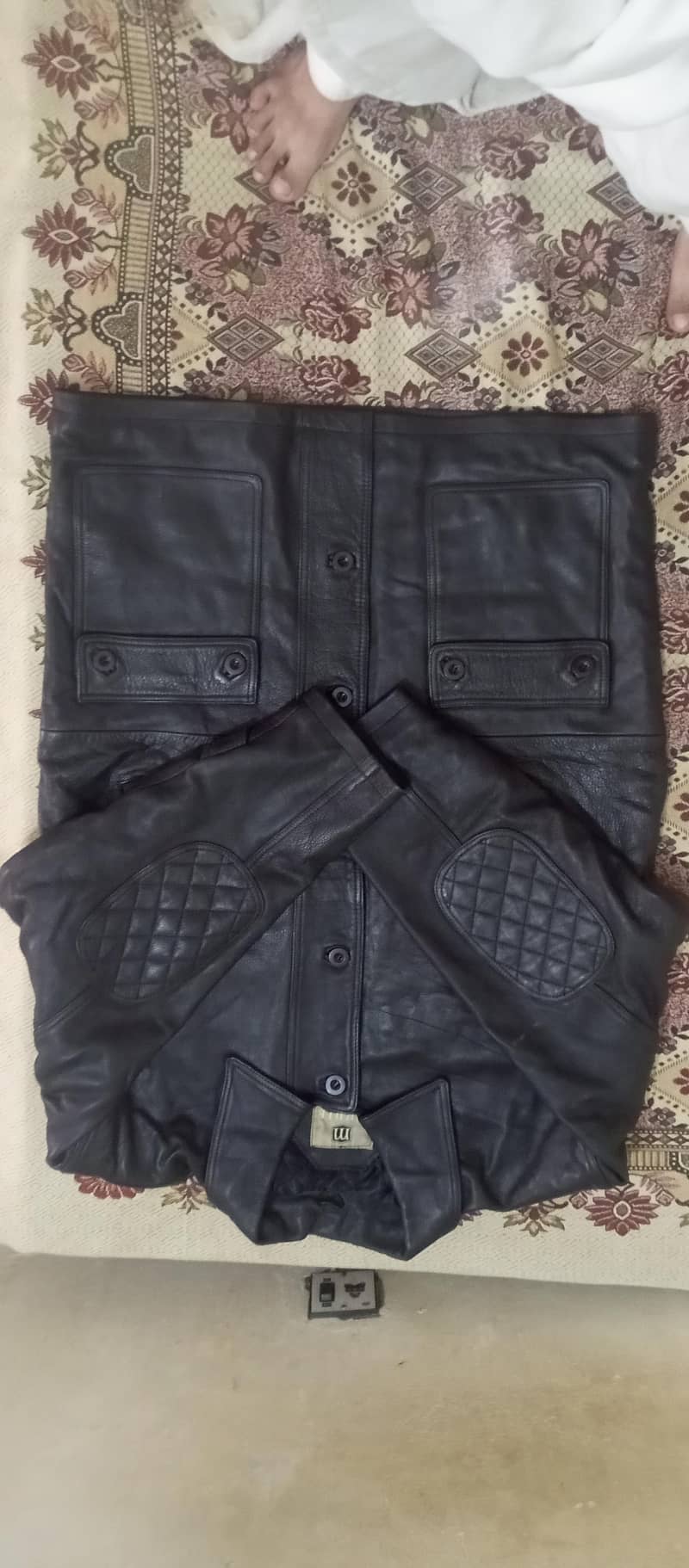 safari leather jacket 1