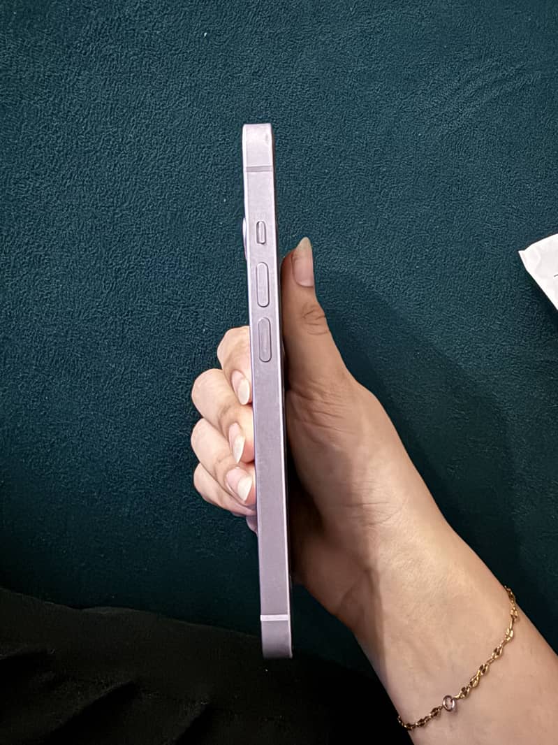 Apple iPhone 14 2