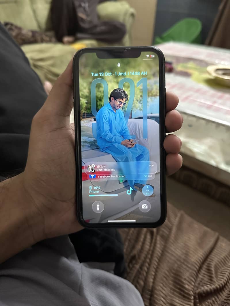 Apple iPhone 11 3