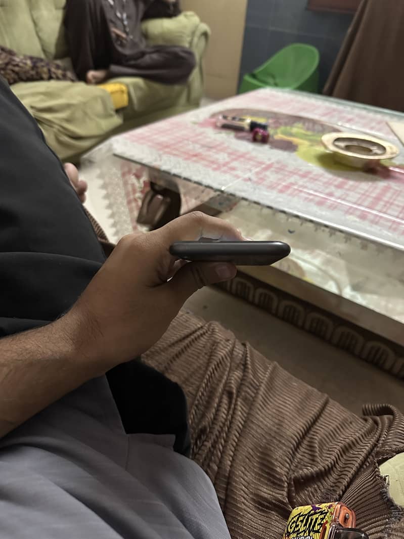 Apple iPhone 11 5