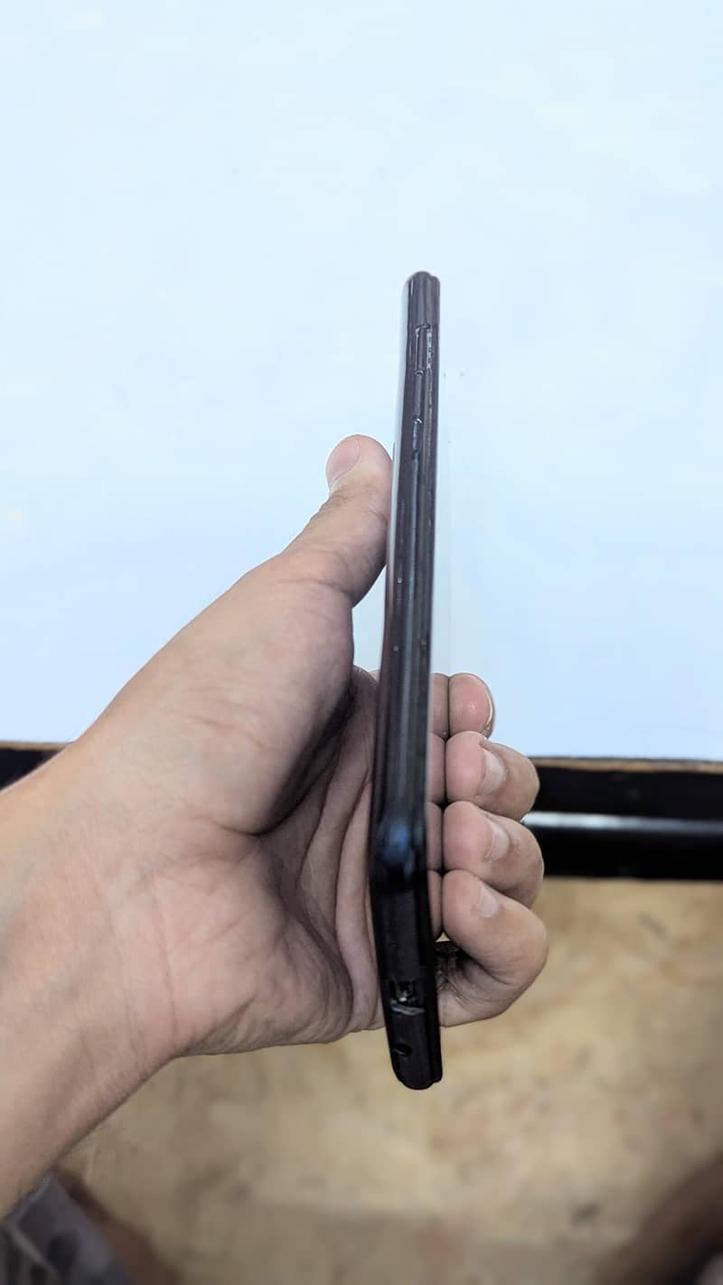 Tecno Pova 2