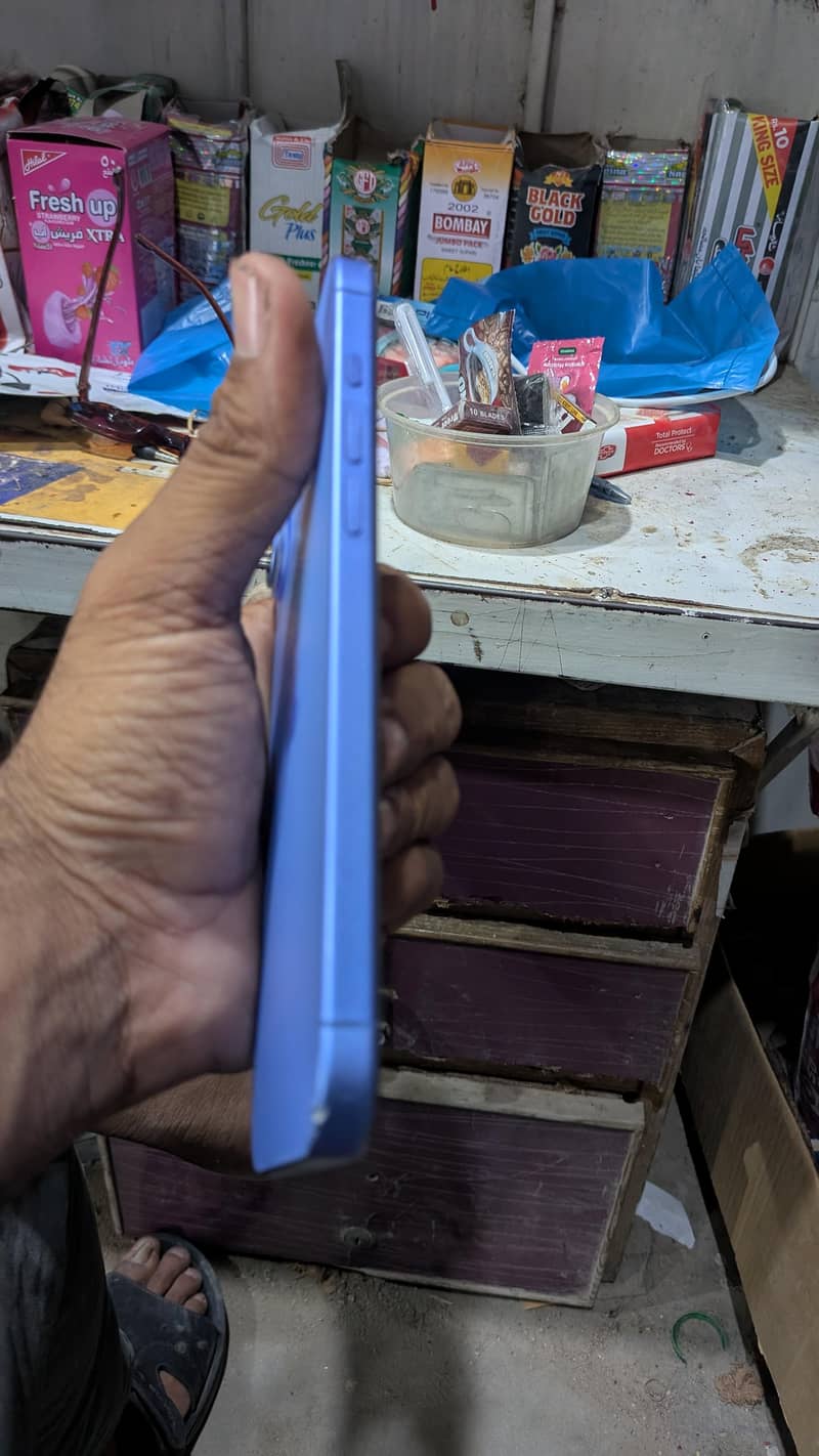 Apple iPhone 16 Plus 3