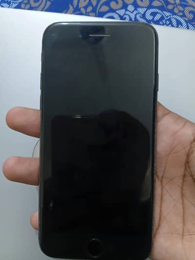 Apple iPhone 7