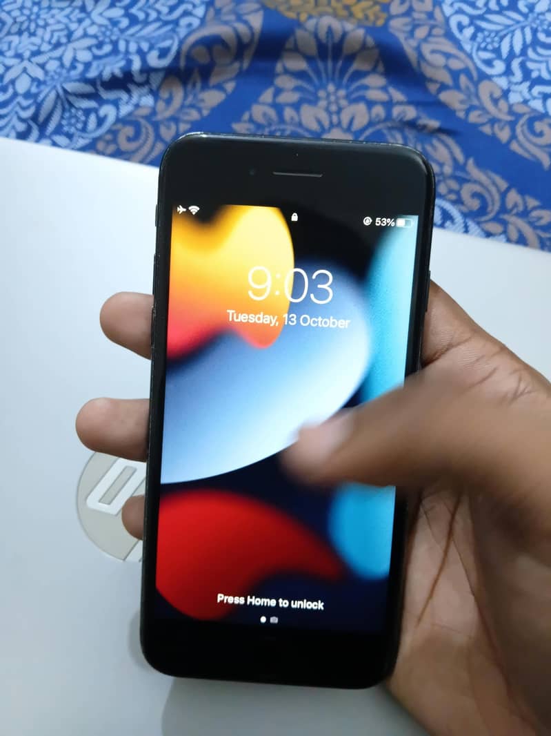 Apple iPhone 7 5