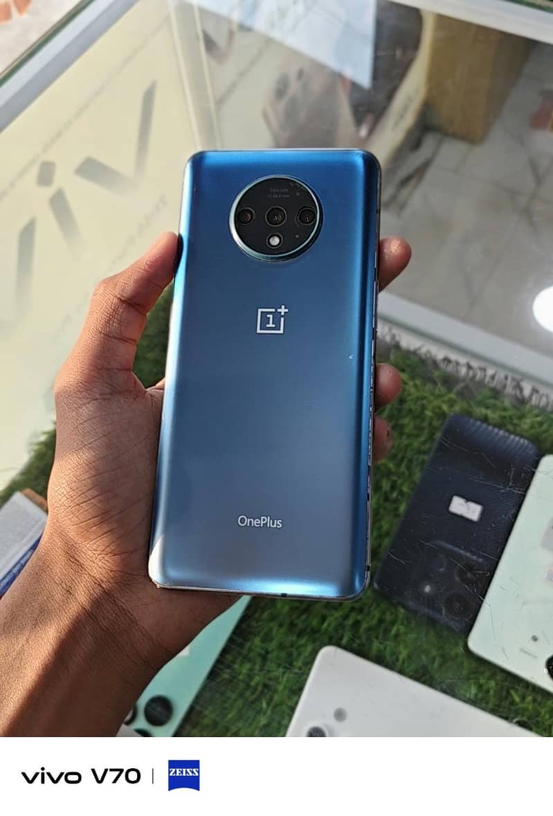 One Plus 7T 1