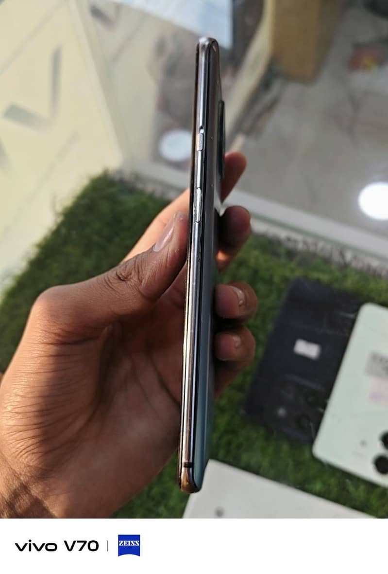 One Plus 7T 2