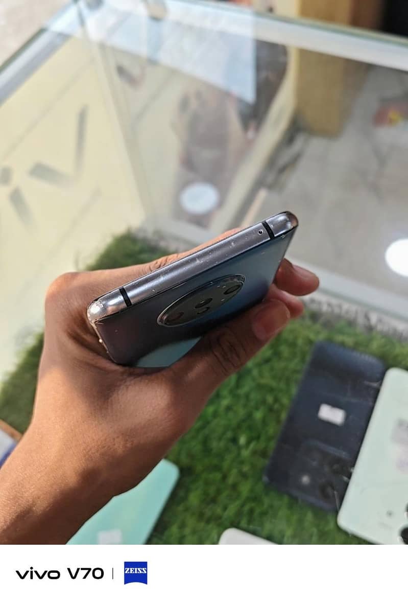 One Plus 7T 5