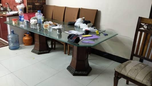 Dining Table with 6 Chairs - Good condition