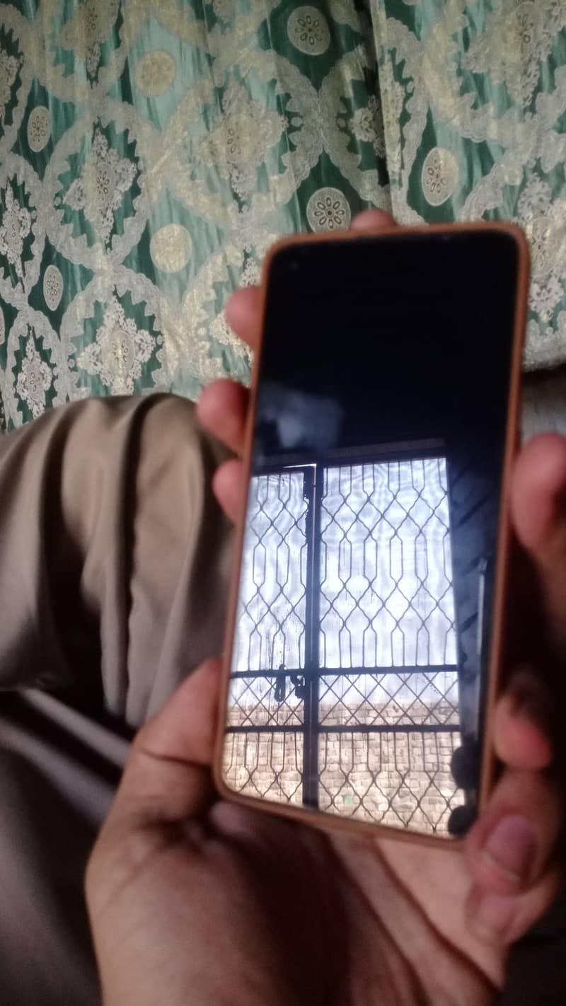 One Plus 8T 6