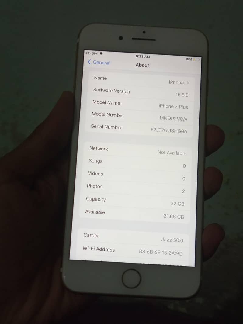 Apple iPhone 7 Plus 5