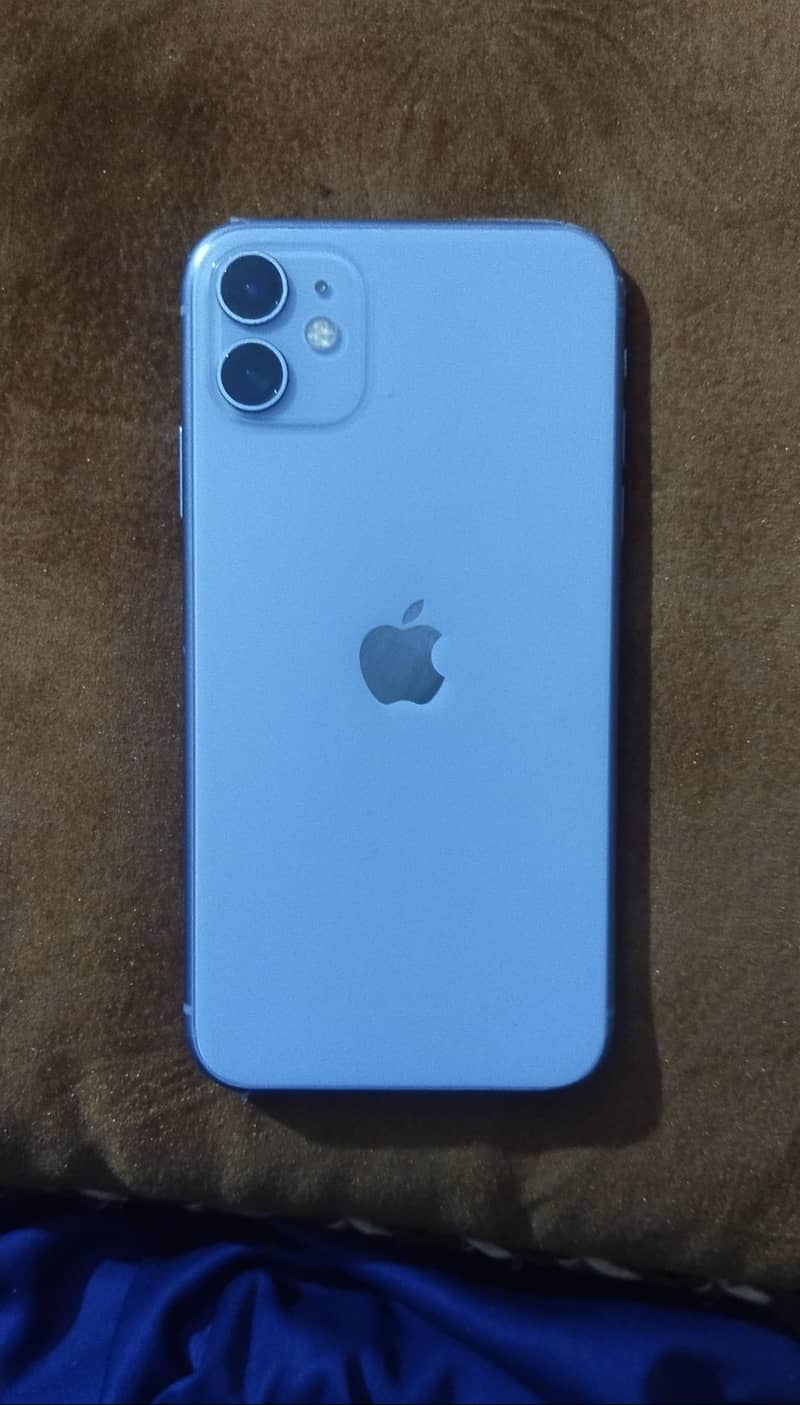 Apple iPhone 11 3