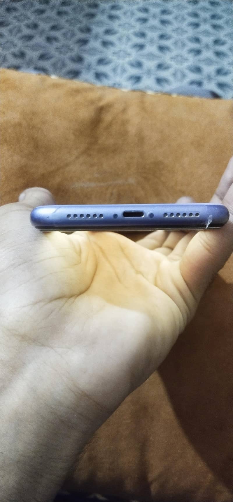 Apple iPhone 11 7
