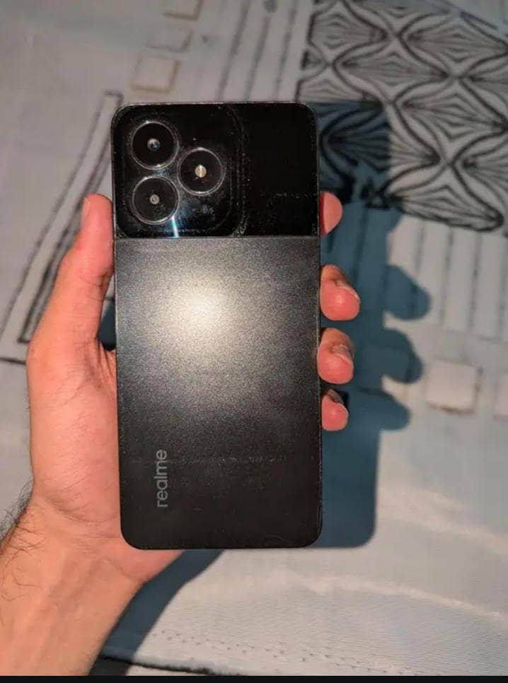 Realme C51 0