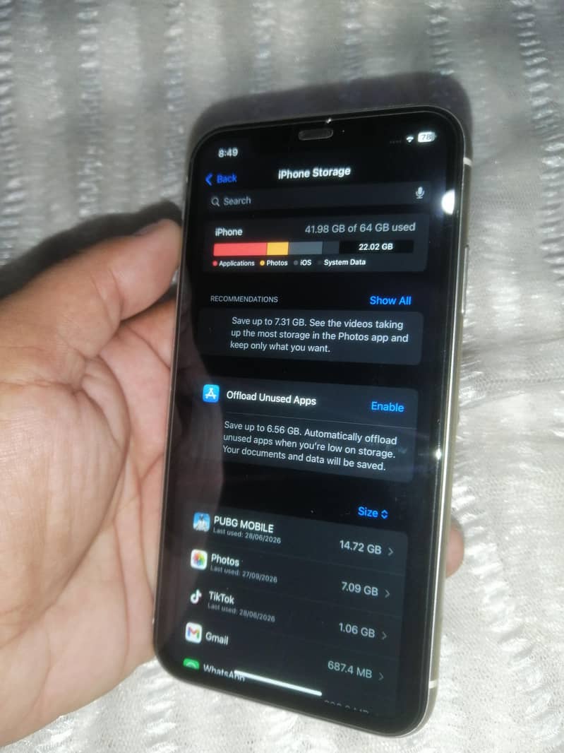 Apple iPhone 11 3