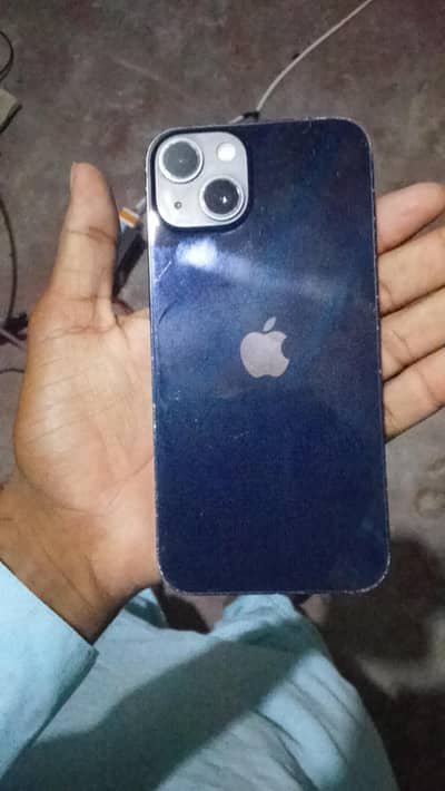 Apple iPhone 13