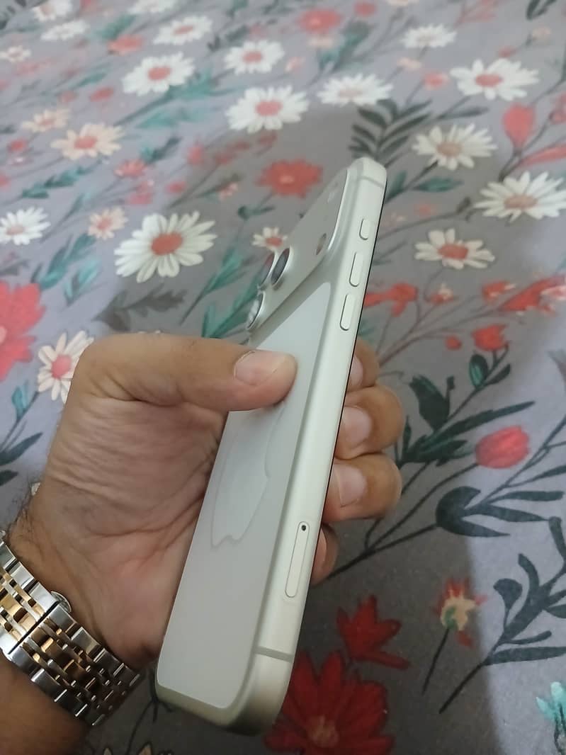 Apple iPhone 17 Pro Max 2