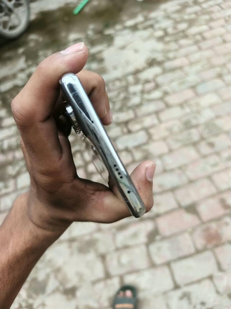 Tecno CAMON 40 Pro 3