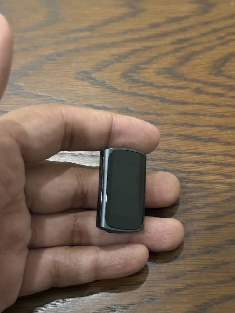 Fitbit Charge 5 Black/Graphite 3