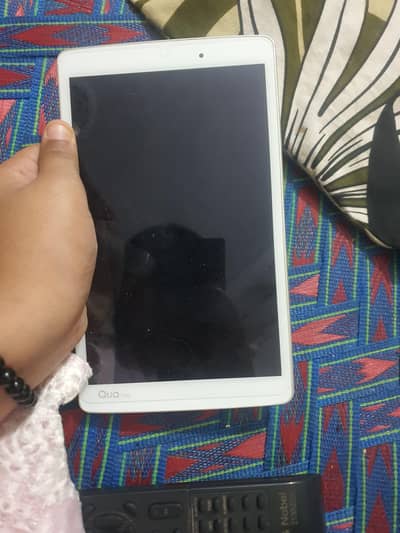 Qua Tablet in just 10000