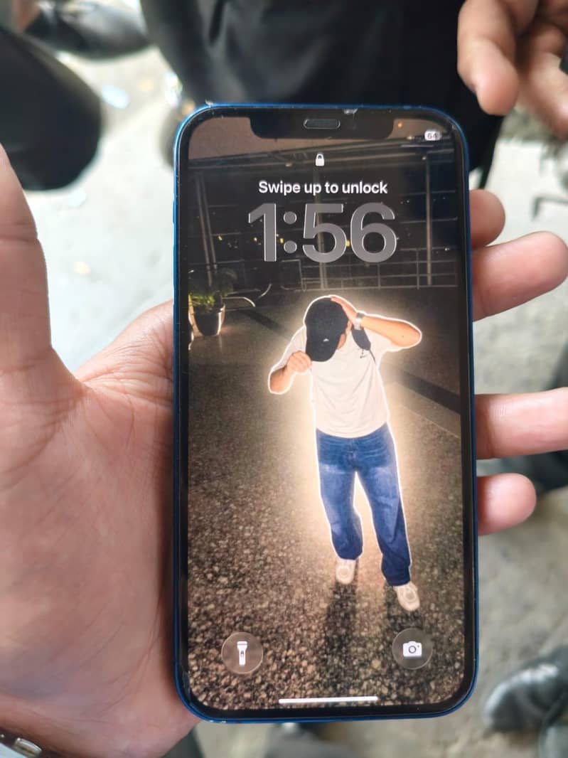 Apple iPhone 12 6