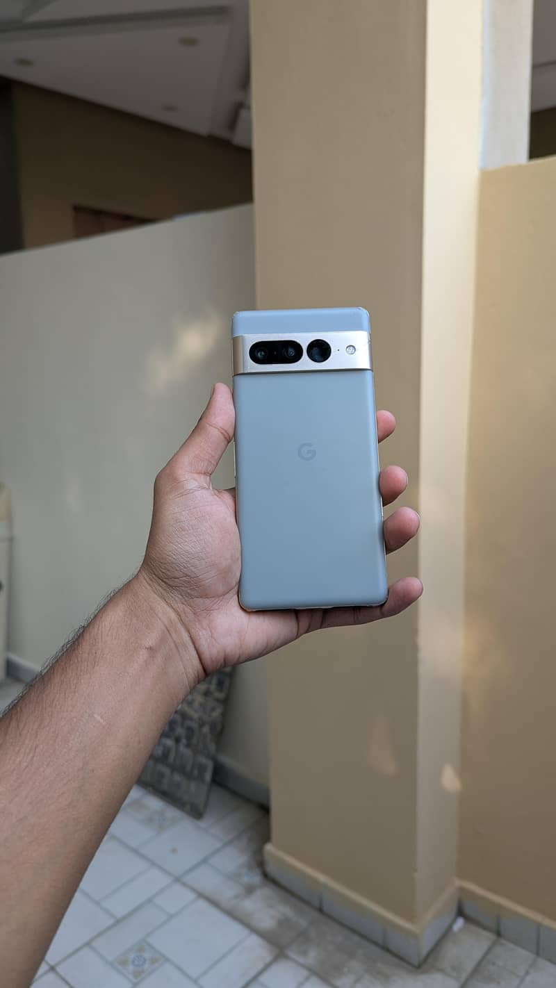 Google Pixel 7 Pro 8