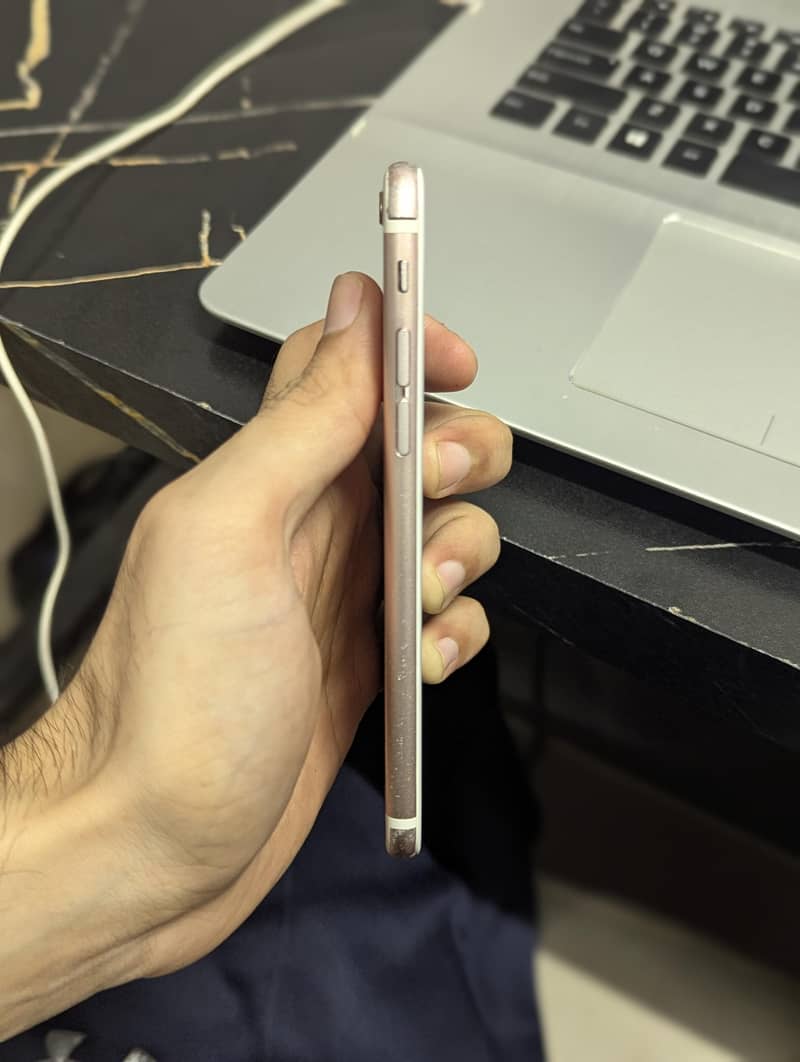 Apple iPhone 6S 3