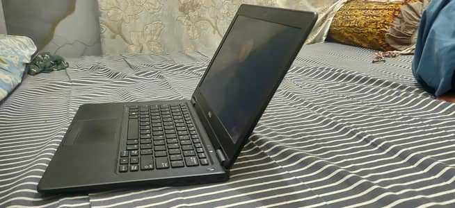 Dell latitude E7250-core i5 5th generation 16gb/128gb SSD.