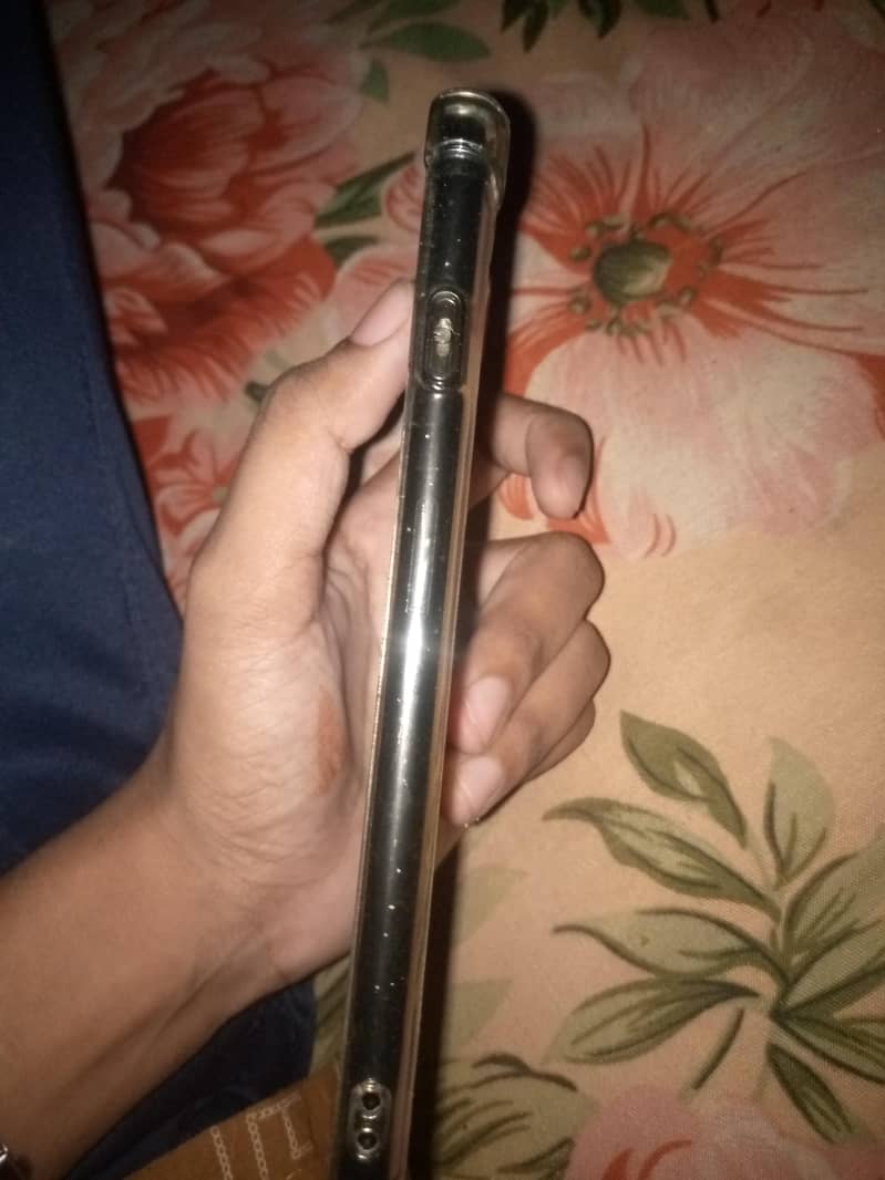 Apple iPhone 7 Plus 1
