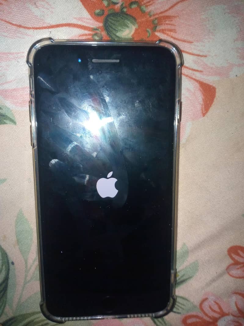 Apple iPhone 7 Plus 3