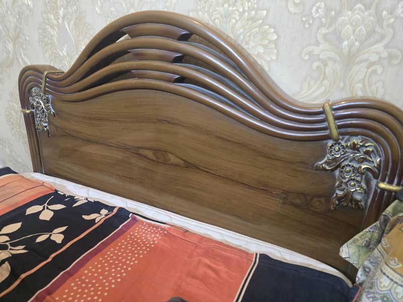 SINGLE BED WITH MATRESS 2