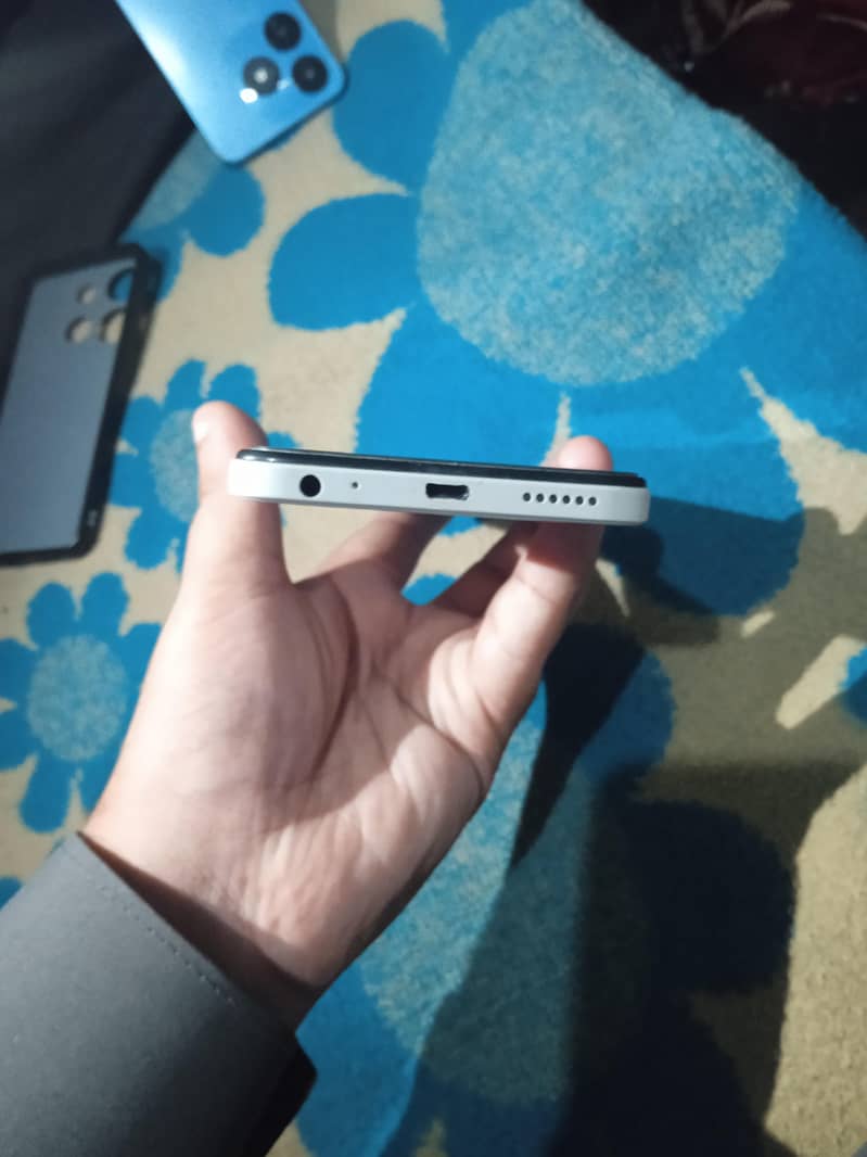 Infinix Smart 7 4