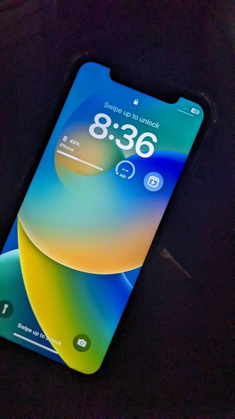 Apple iPhone XR 1