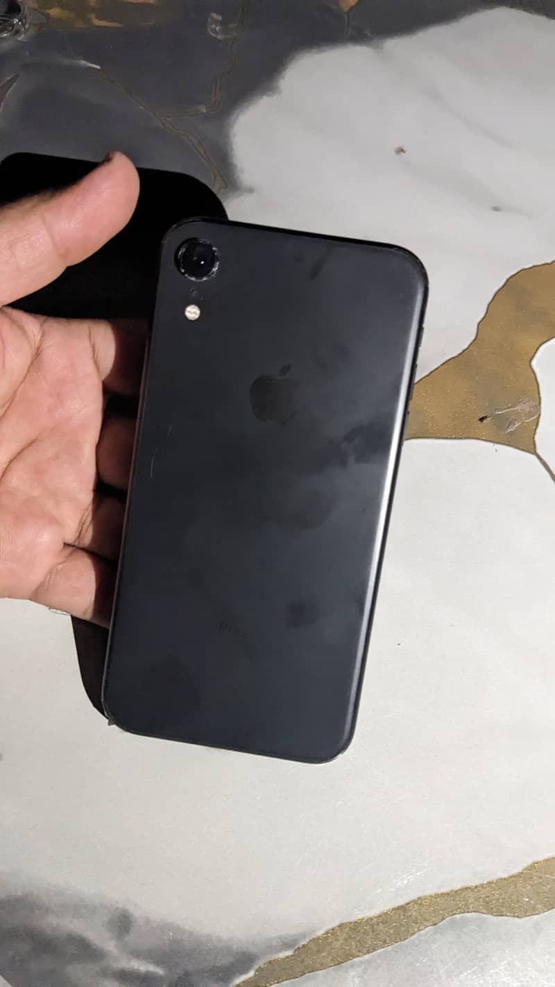 Apple iPhone XR 3