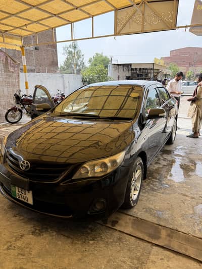 Toyota Corolla XLI 2011 Automatic Mirror