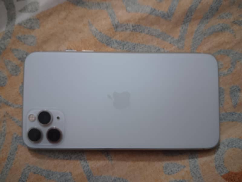 Apple iPhone 11 Pro Max 0
