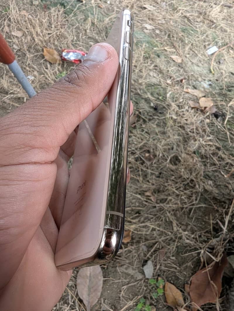 Apple iPhone XS 2