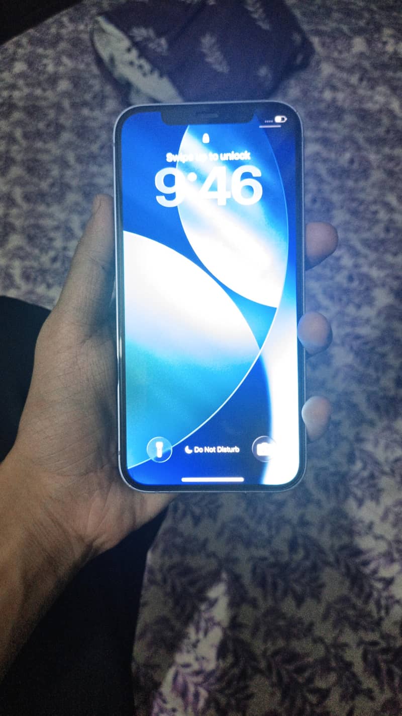 Apple iPhone 12 1